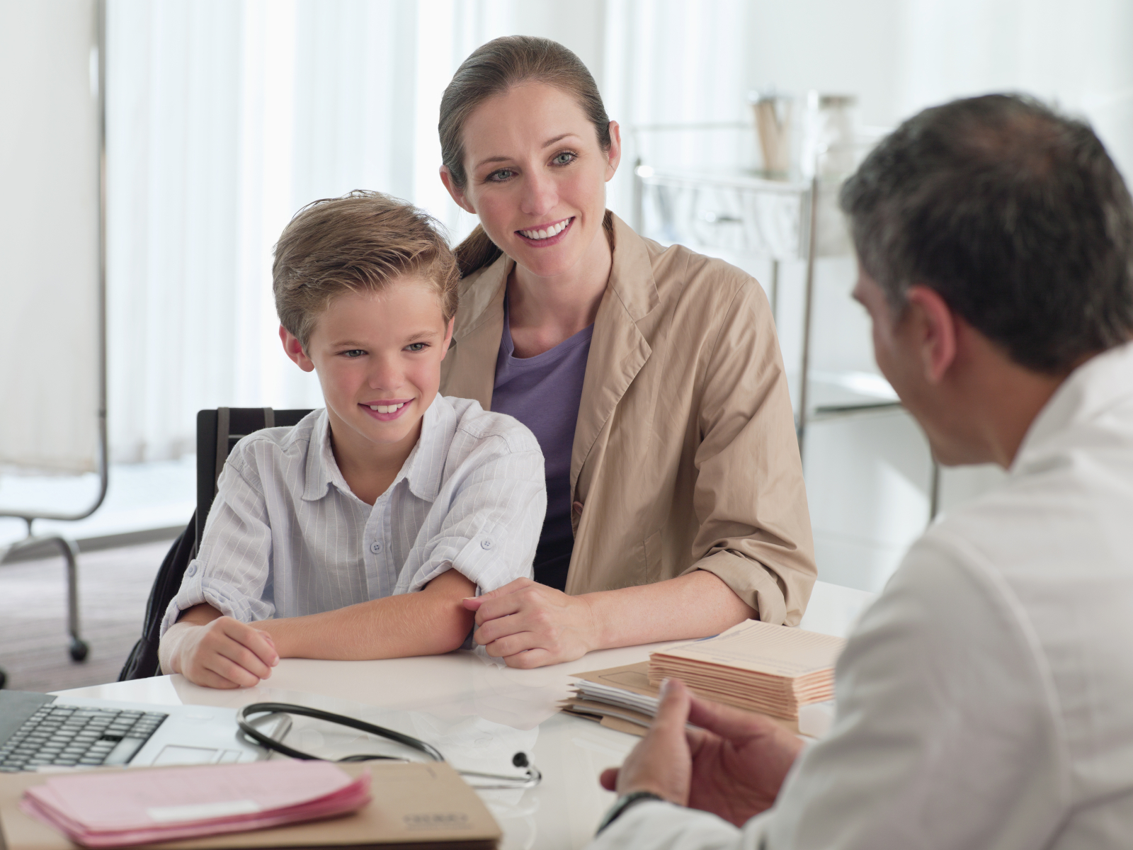 BCBA conducting assessment with child